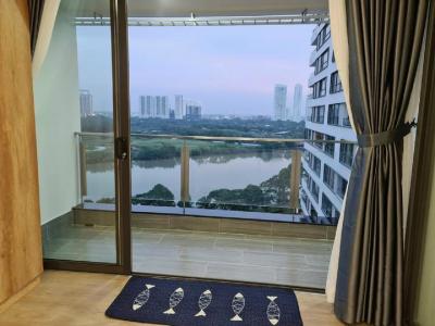 Panorama apartment for rent, area: 147m2, high floor, fully furnished, rent 1200 USD.
