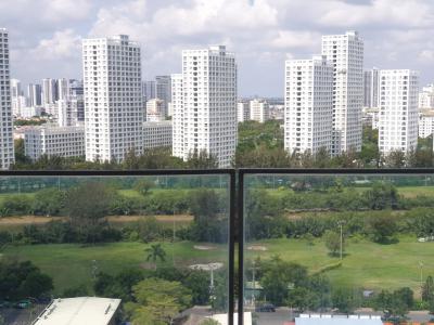 Cho thuê căn hộ Garden Plaza 1, dt: 150m2, lầu trung, nội thất đầy đủ, giá thuê 1100 USD.