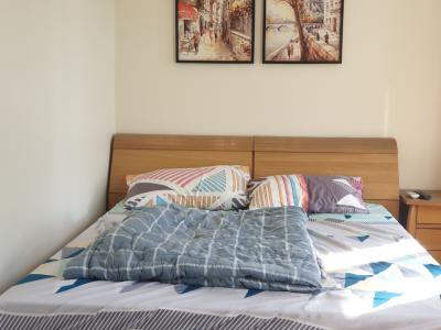 Cho thuê nhà phố Hưng Gia, 6×18.5, trệt+lững+3 lầu, giá 1700 USD.