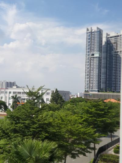 Cho thuê nhà phố Hưng Gia, 6×18.5, trệt+lững+3 lầu, giá 2000 USD.