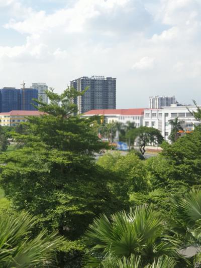 Cho thuê nhà phố Hưng Gia, 6×18.5, trệt+lững+3 lầu, giá 2000 USD.